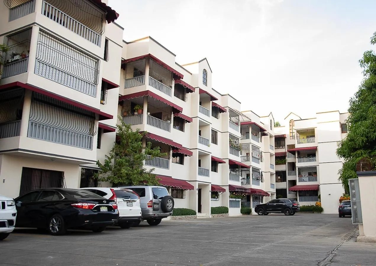 Centrally Located Apartment Santiago De Los Caballeros